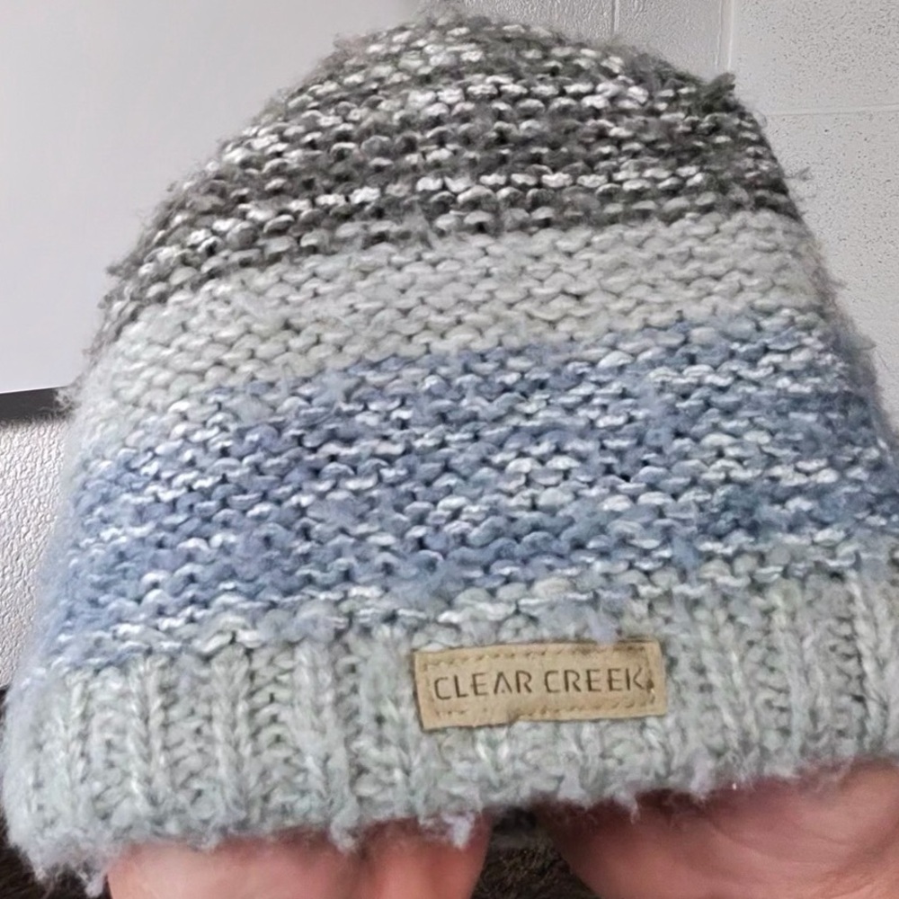 Clear Creek Women's Knitted Beanie - Gray and Blue